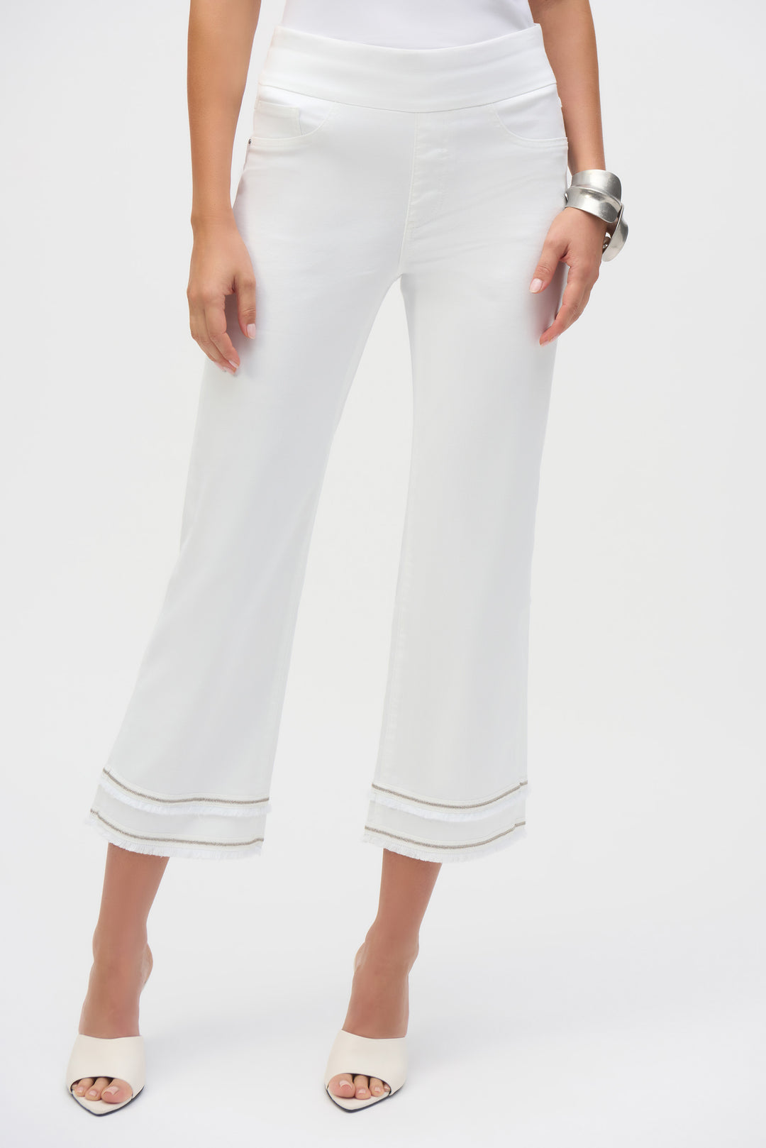 Sustainable Straight-Leg Jeans Style 252913