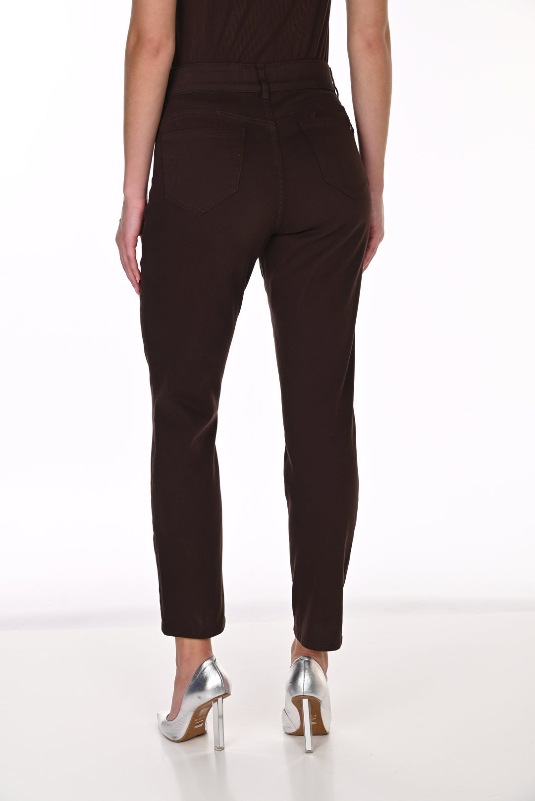 Slim Fit High-Waisted Jeans Style 213126U
