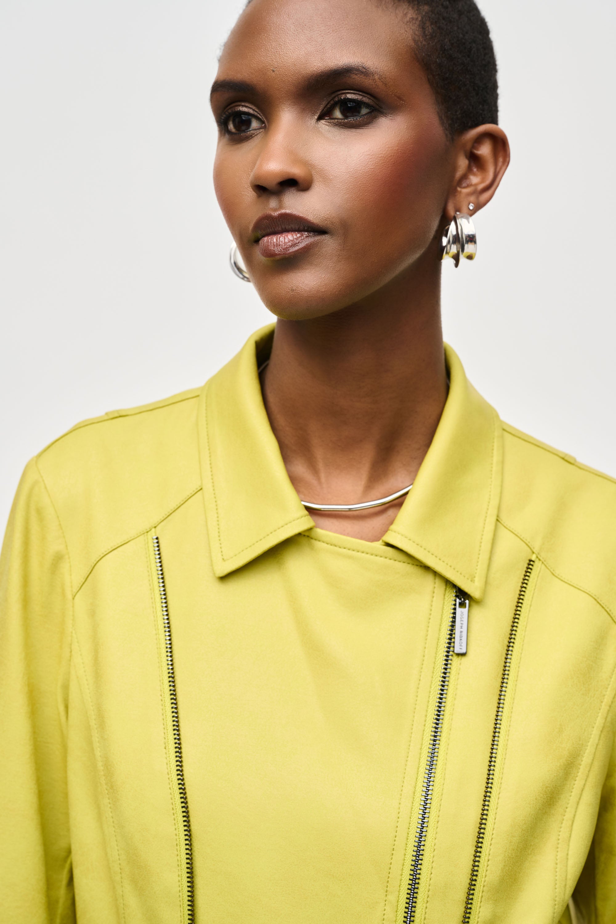 WIDE BOX TAILORED-JACKET ブラック　38 PHELPSSNW-