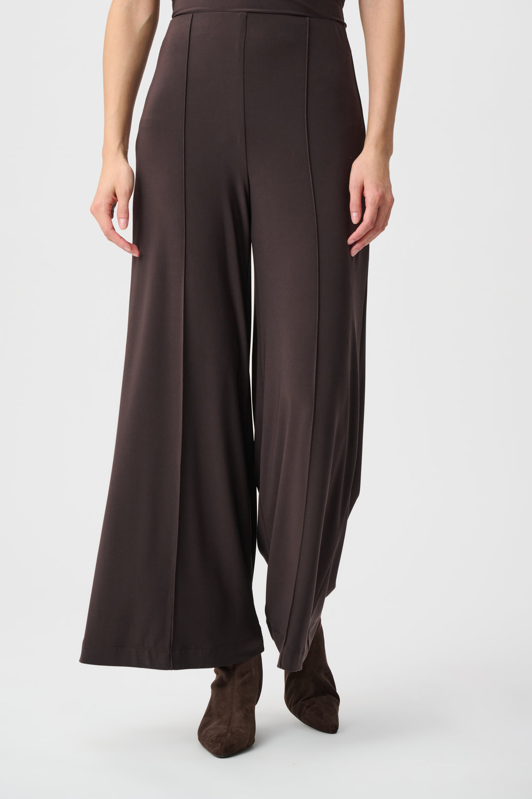 Silky Knit Pull-On Wide Leg Pants Style 251017F26