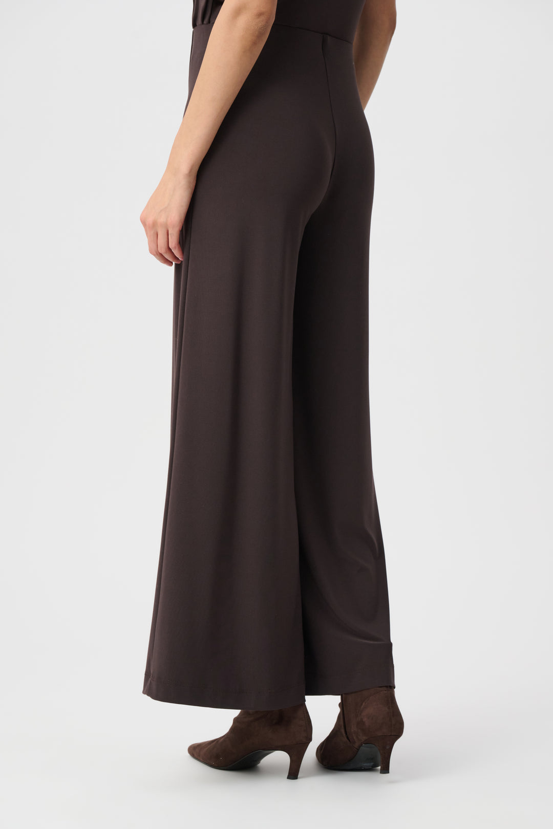 Silky Knit Pull-On Wide Leg Pants Style 251017F26