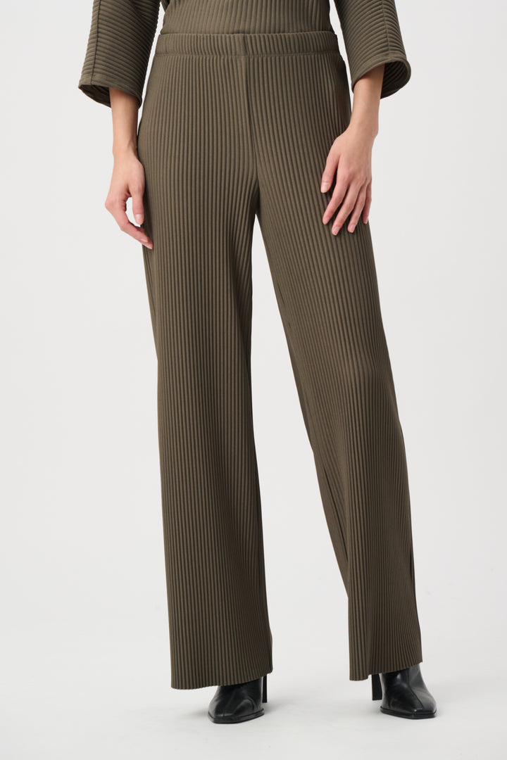 Pleated Scuba Crepe Wide-Leg Pants Style 254006F26