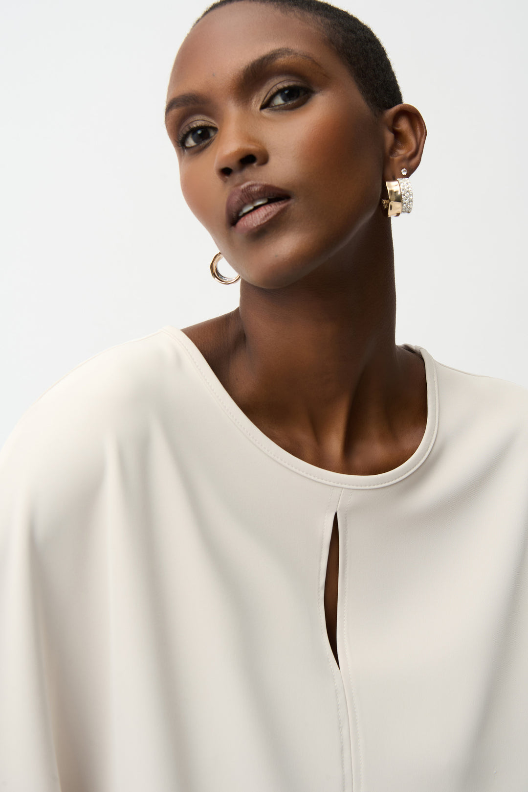 Woven Twill Poncho Top With Front Keyhole 261117