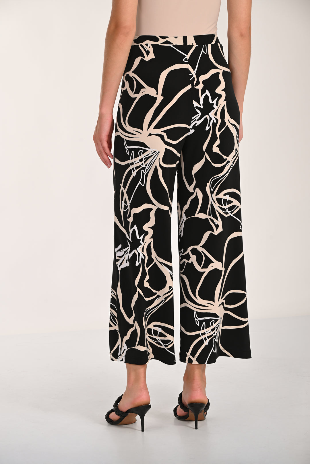 Frank Lyman Pant 261225