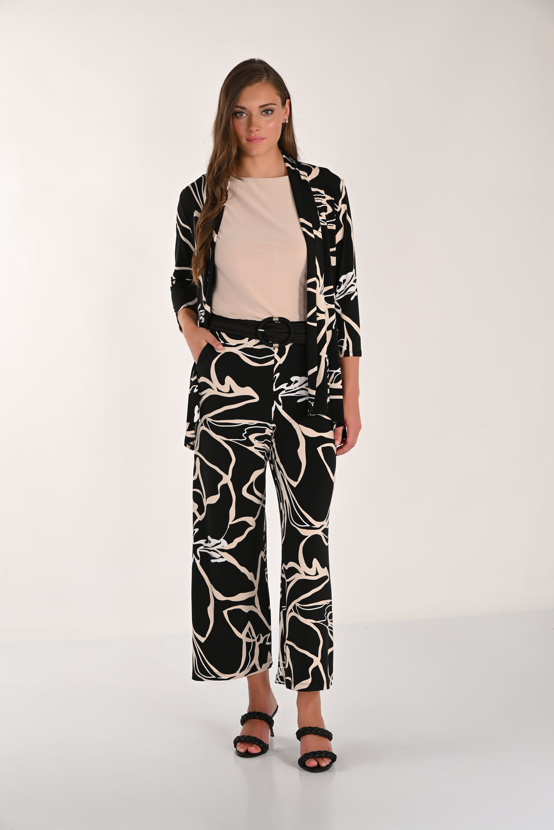 Frank Lyman Pant 261225