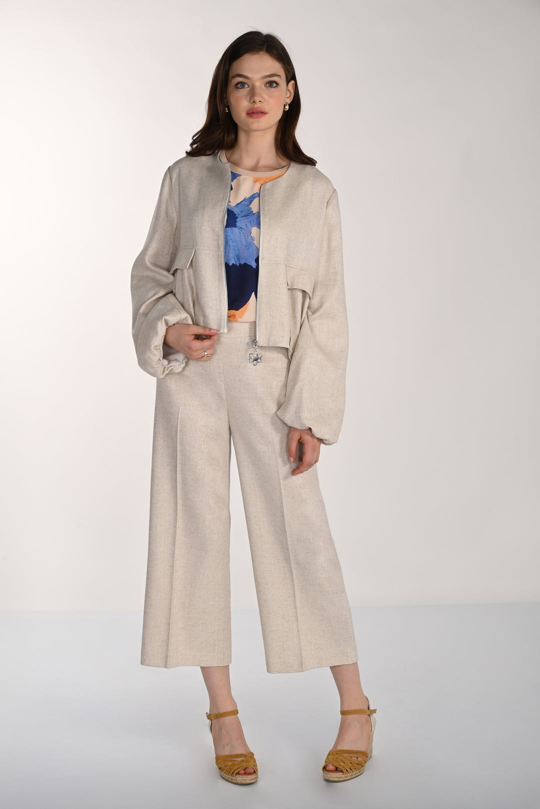 Frank Lyman Pant 261315