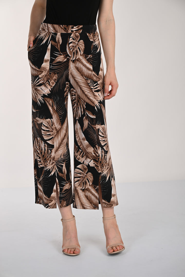 Frank Lyman Pant 261321