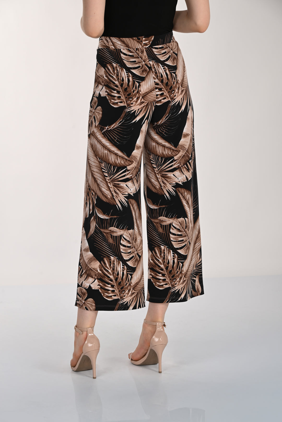 Frank Lyman Pant 261321