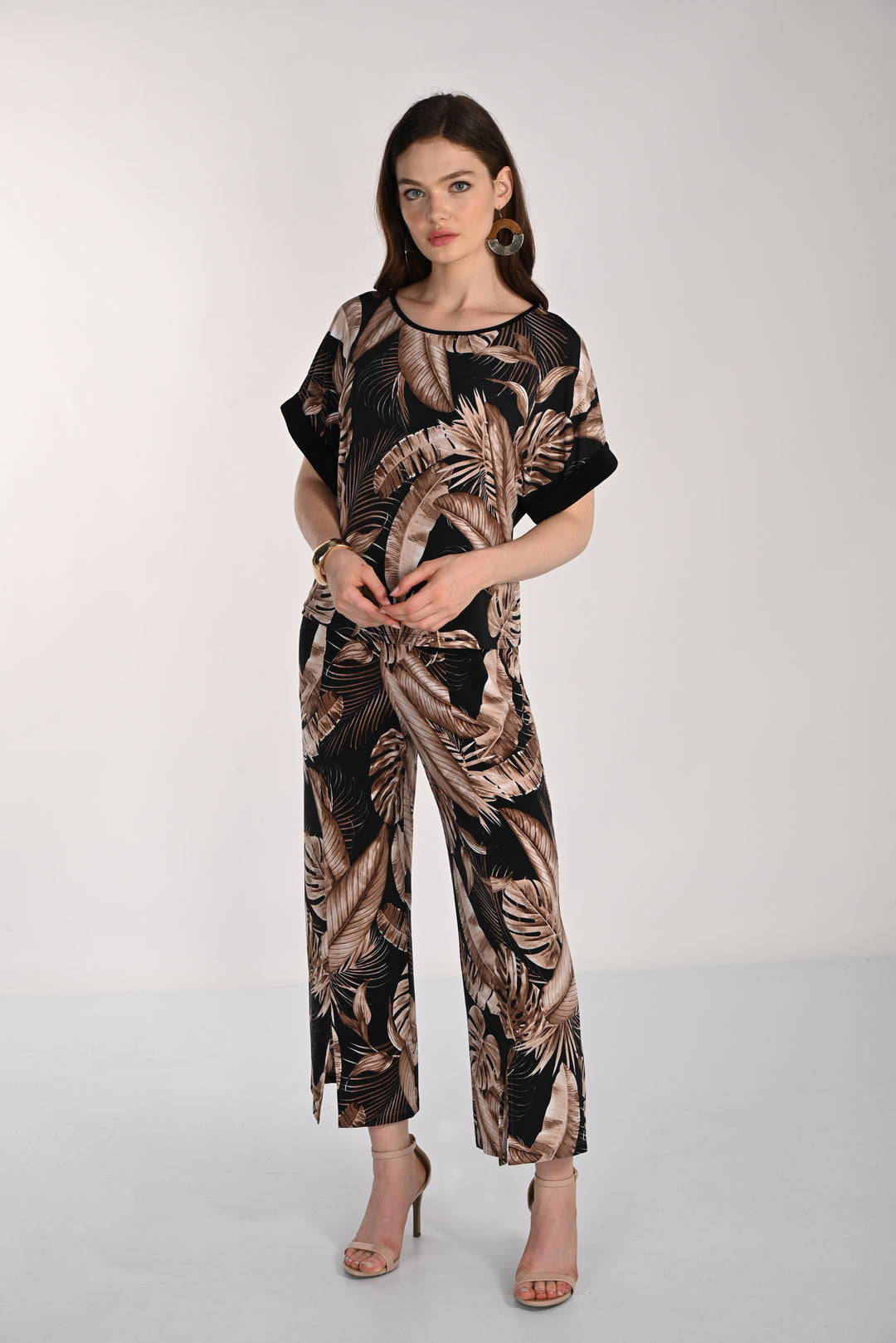 Frank Lyman Pant 261321