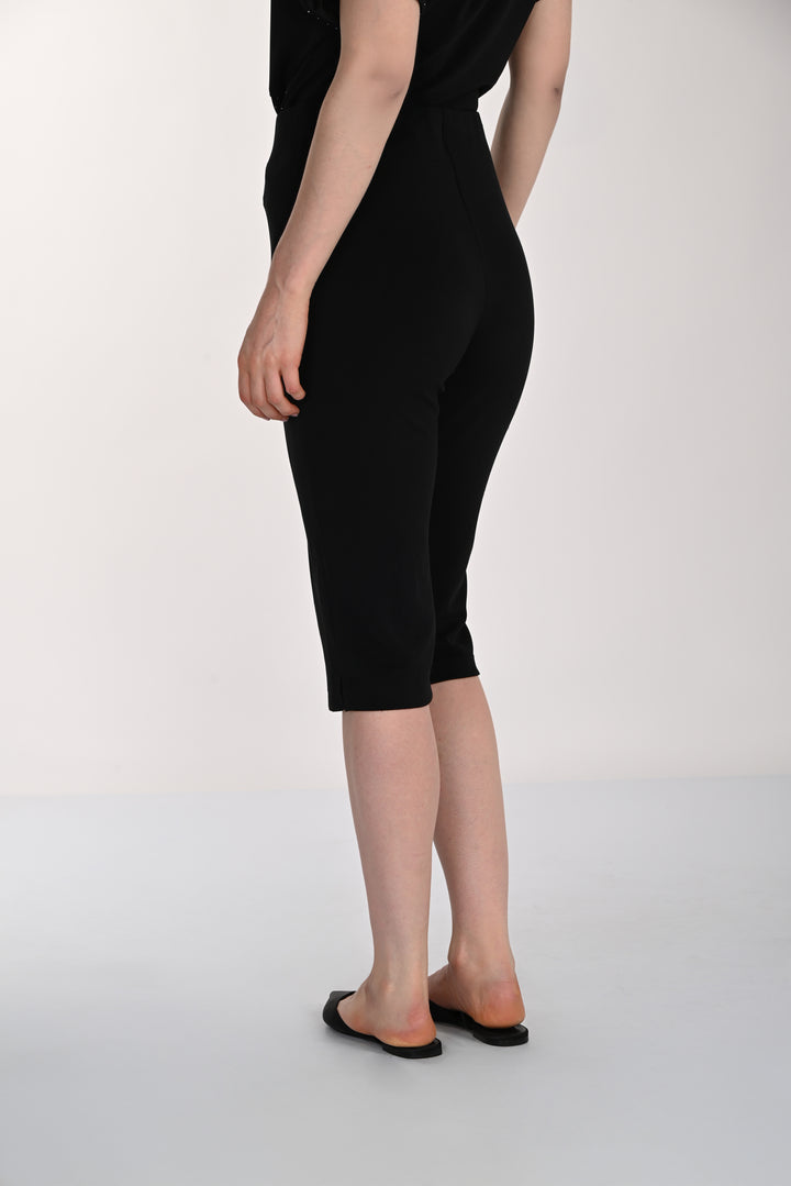 Frank Lyman Pant 261341