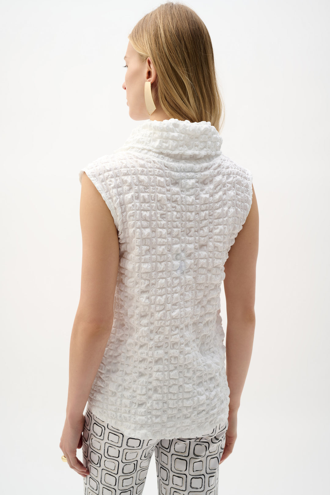 Bubble Jacquard Straight Top With Cowl Collar 262091