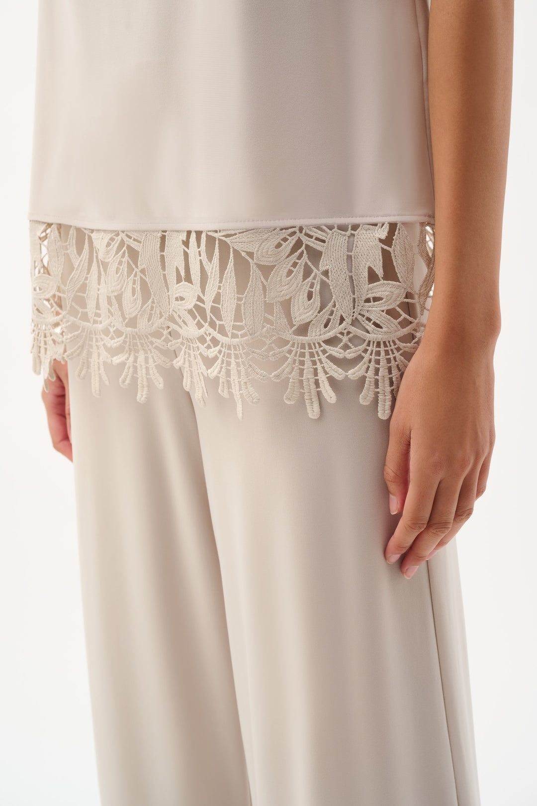 Silky Knit Sleeveless Top With Guipure Lace Hem 262094