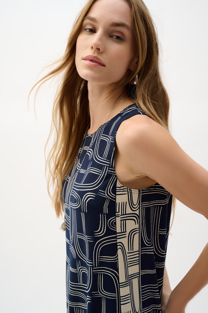 Silky Knit Geometric Print Straight Top 262107