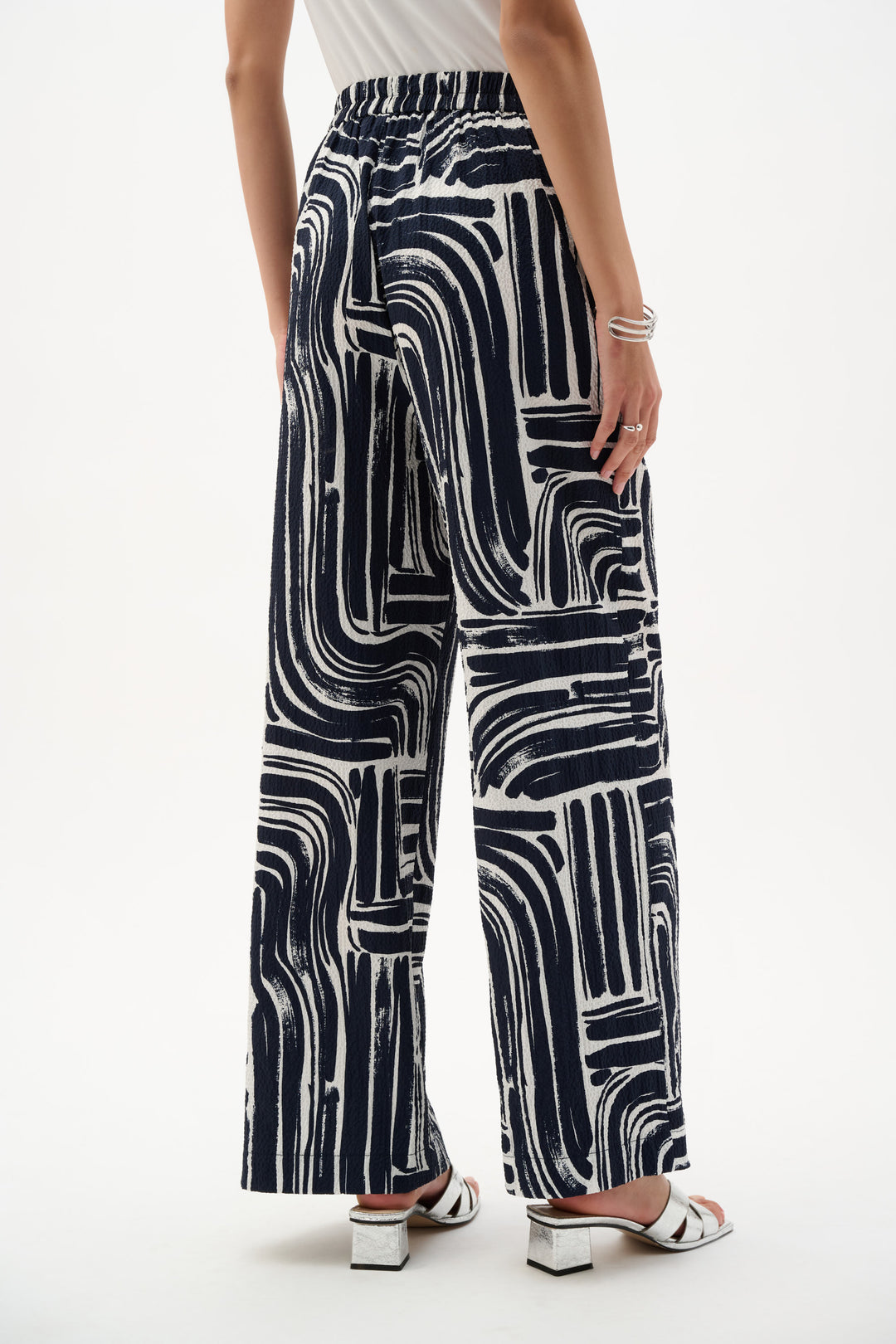 Seersucker Abstract Print Wide Leg Pull-On Pants 262165