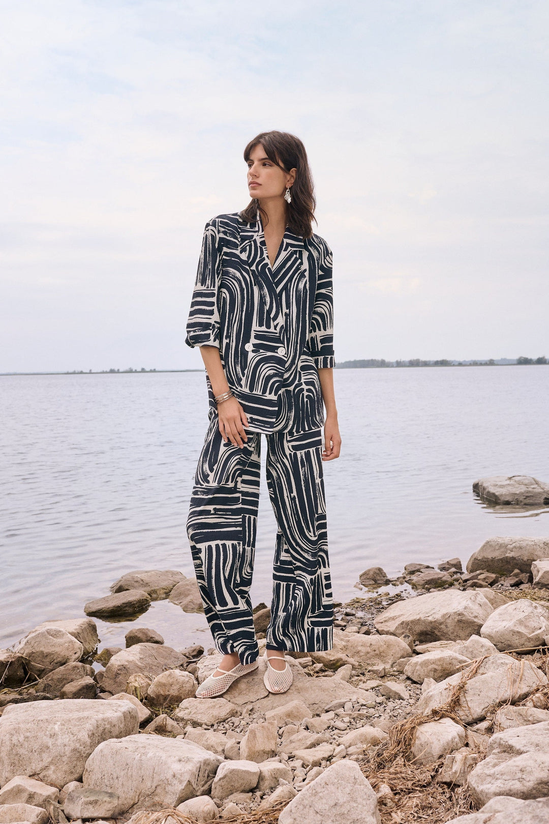 Seersucker Abstract Print Double-Breasted Blazer 262166