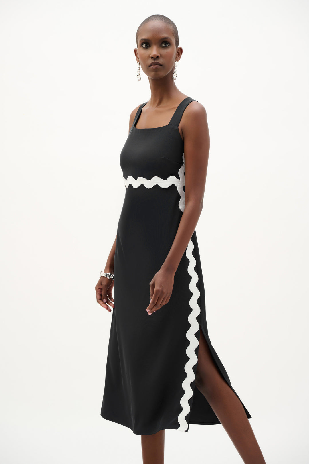 Woven Twill Straight Dress With Contras Trim 262230