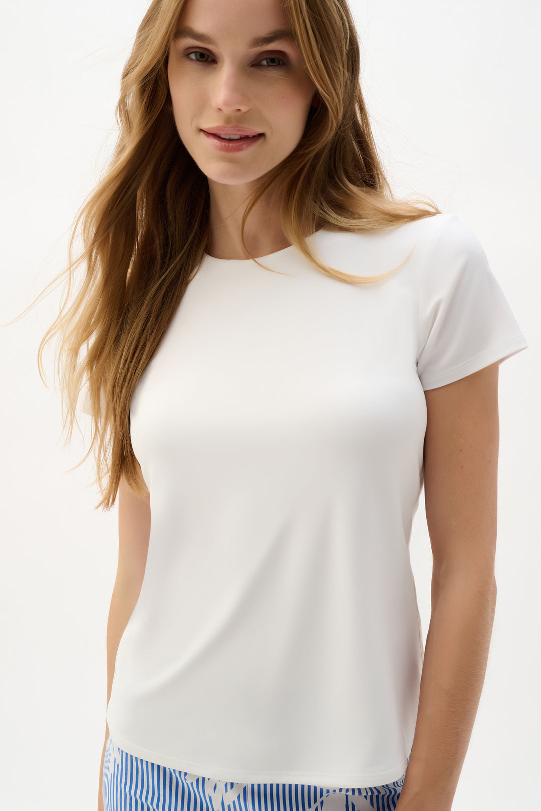 Silky Knit Fitted T-Shirt 262238