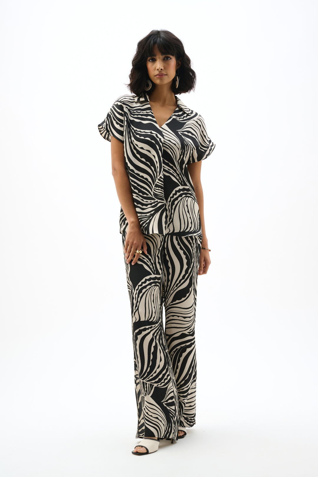 Bubble Satin Abstract Print Boxy Top 262255