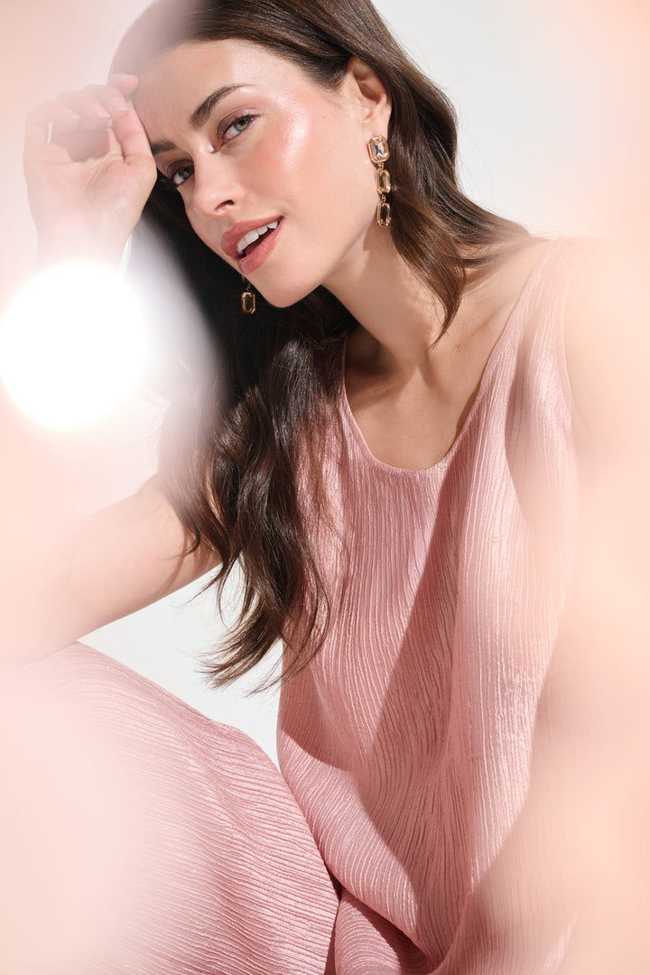 Crinkle Jacquard Sleeveless Straight Top 262721