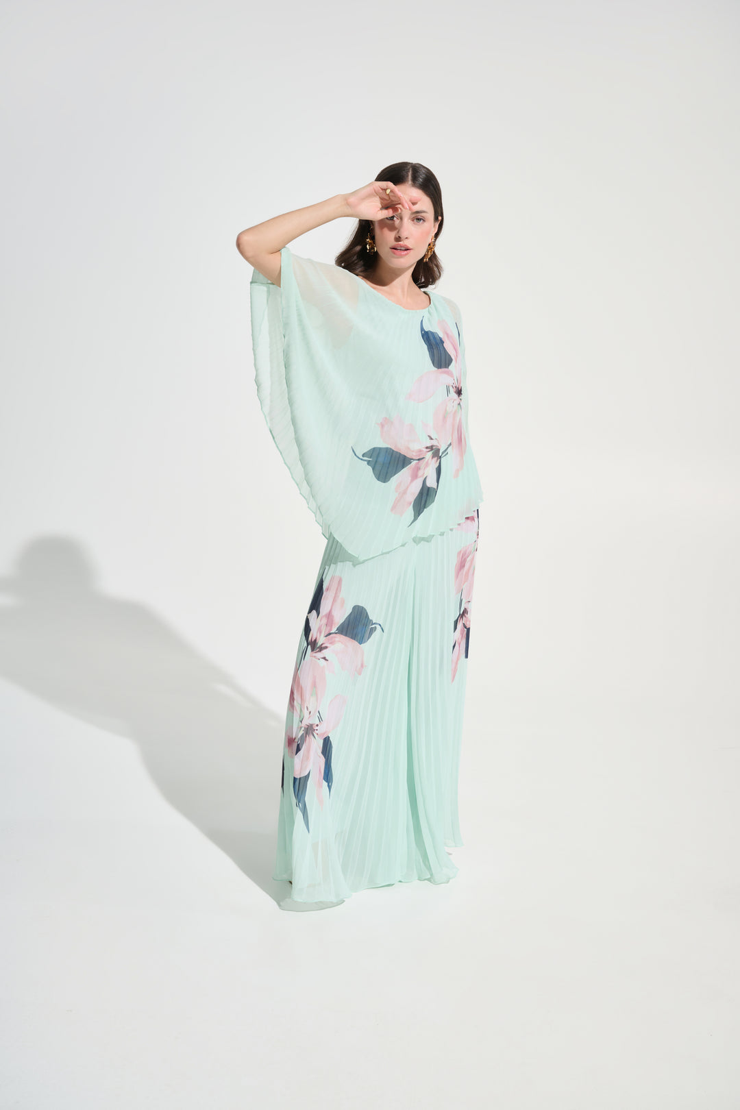 Chiffon Floral Print Pleated Poncho Top 262724