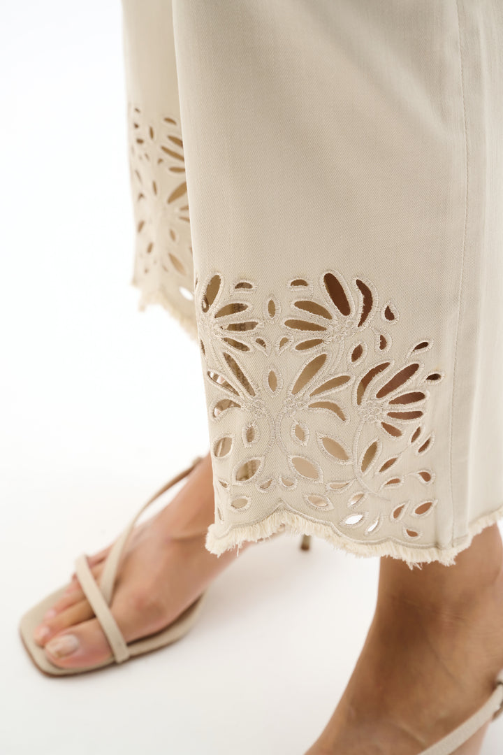 Repreve® Straight Jeans With Flower Embroidery 262980