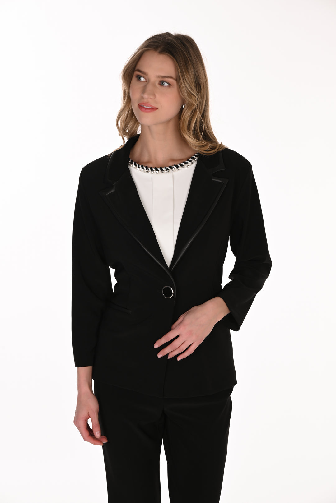 Frank Lyman Jacket 263012