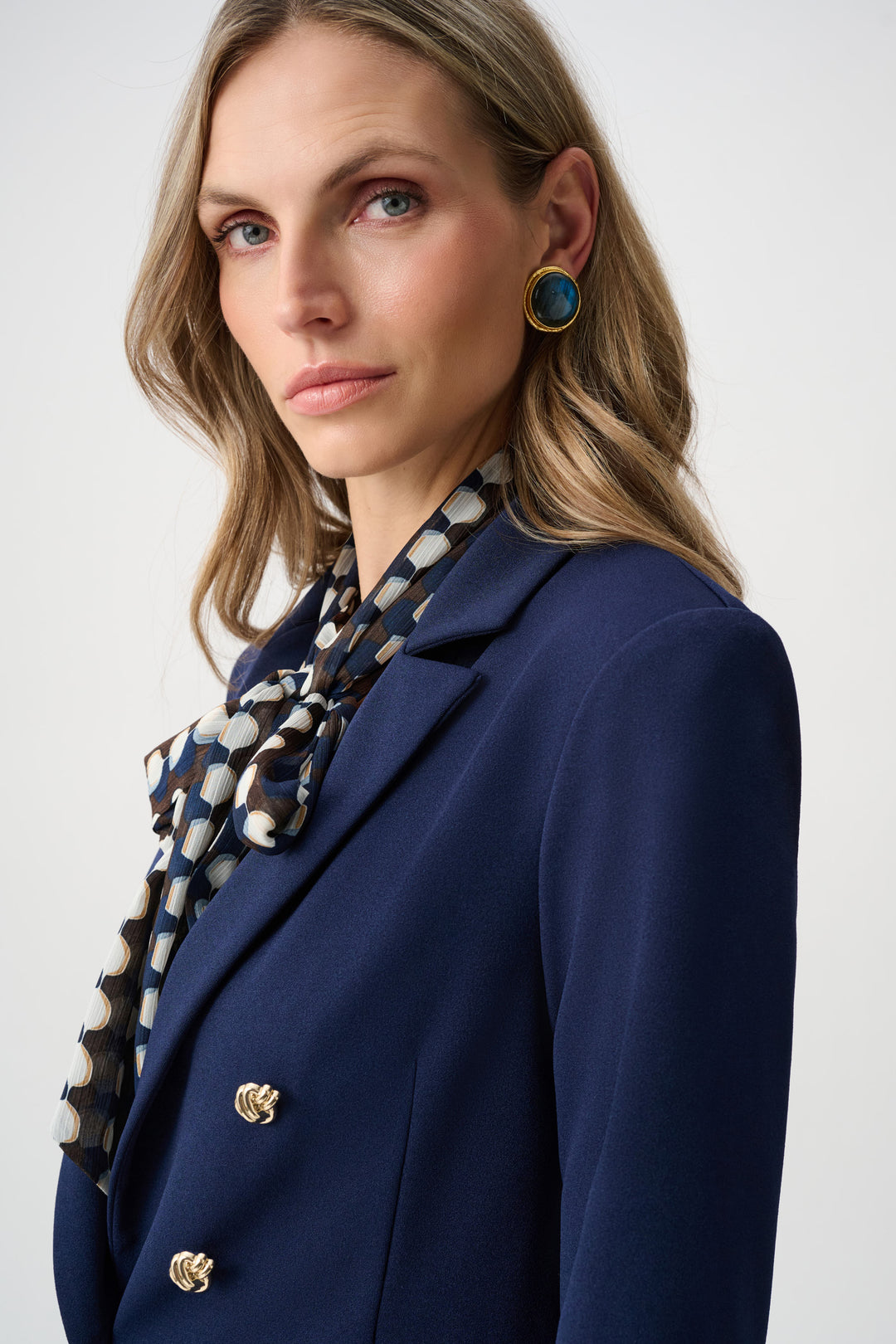 Scuba Crepe Fitted Blazer Style 263086