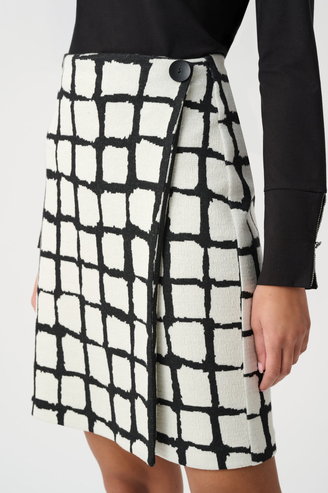 Abstract Jacquard A-Line Pull-On Skirt Style 263091
