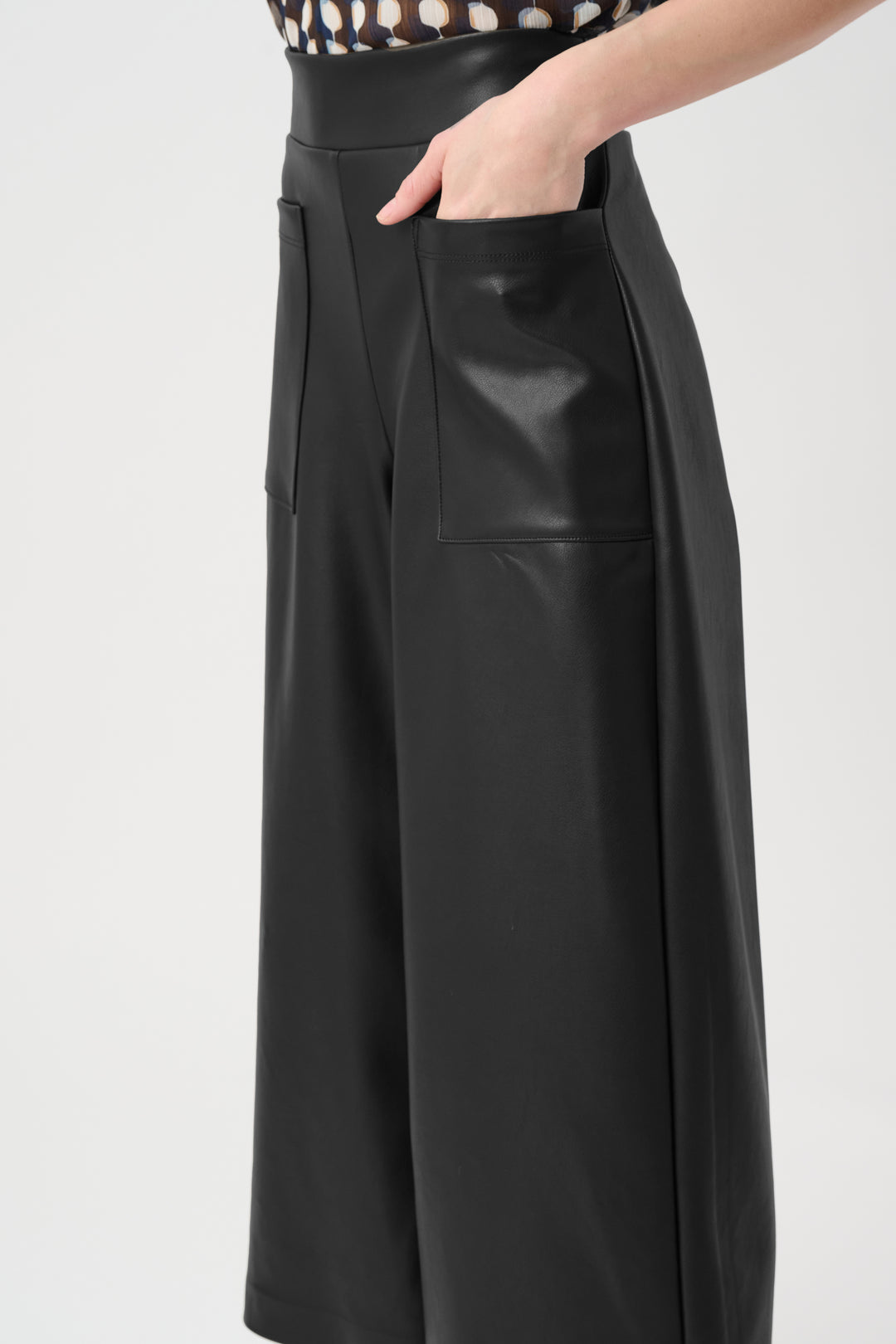 Leatherette Pull-On Culotte Pants Style 263096