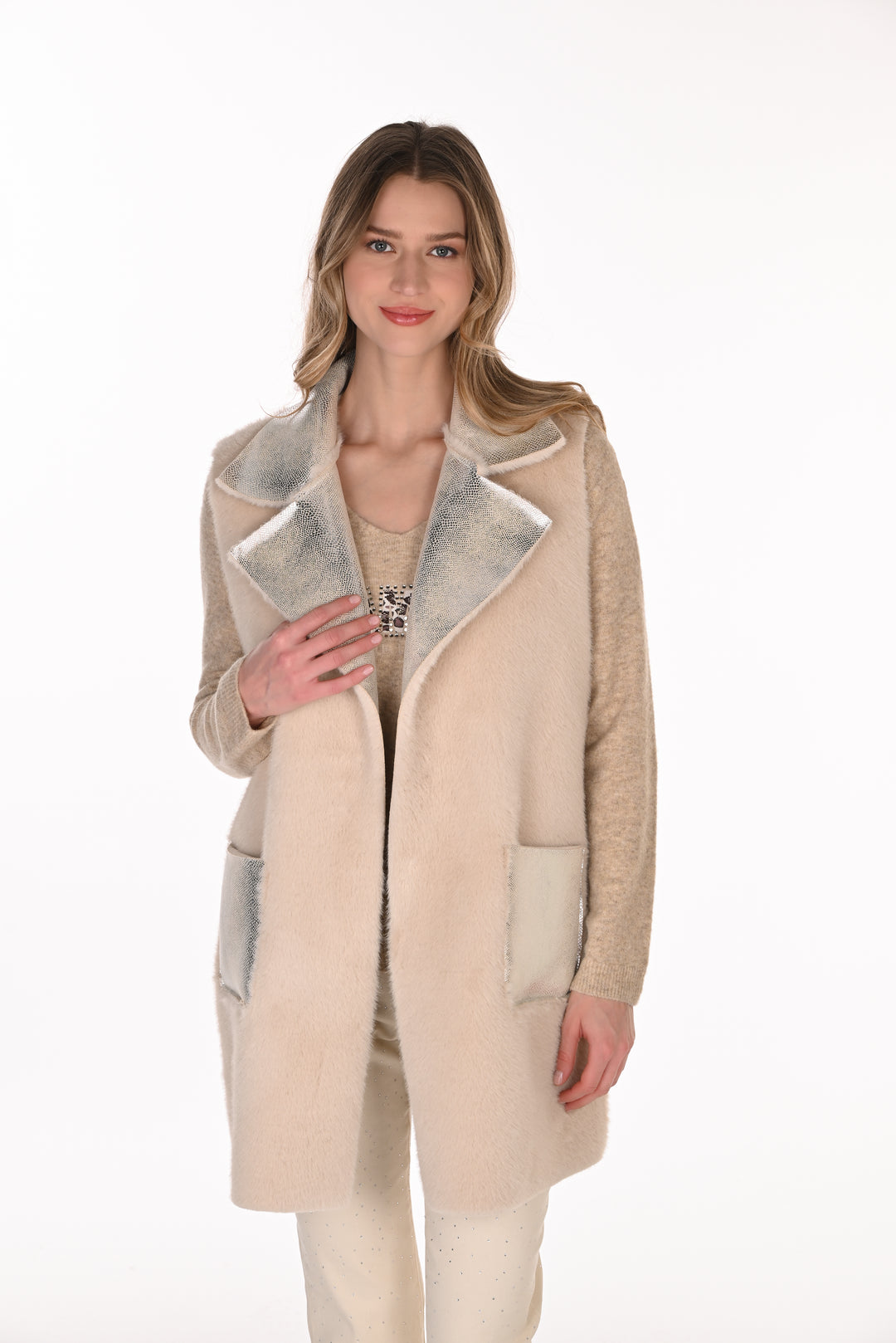 Frank Lyman Jacket 263104