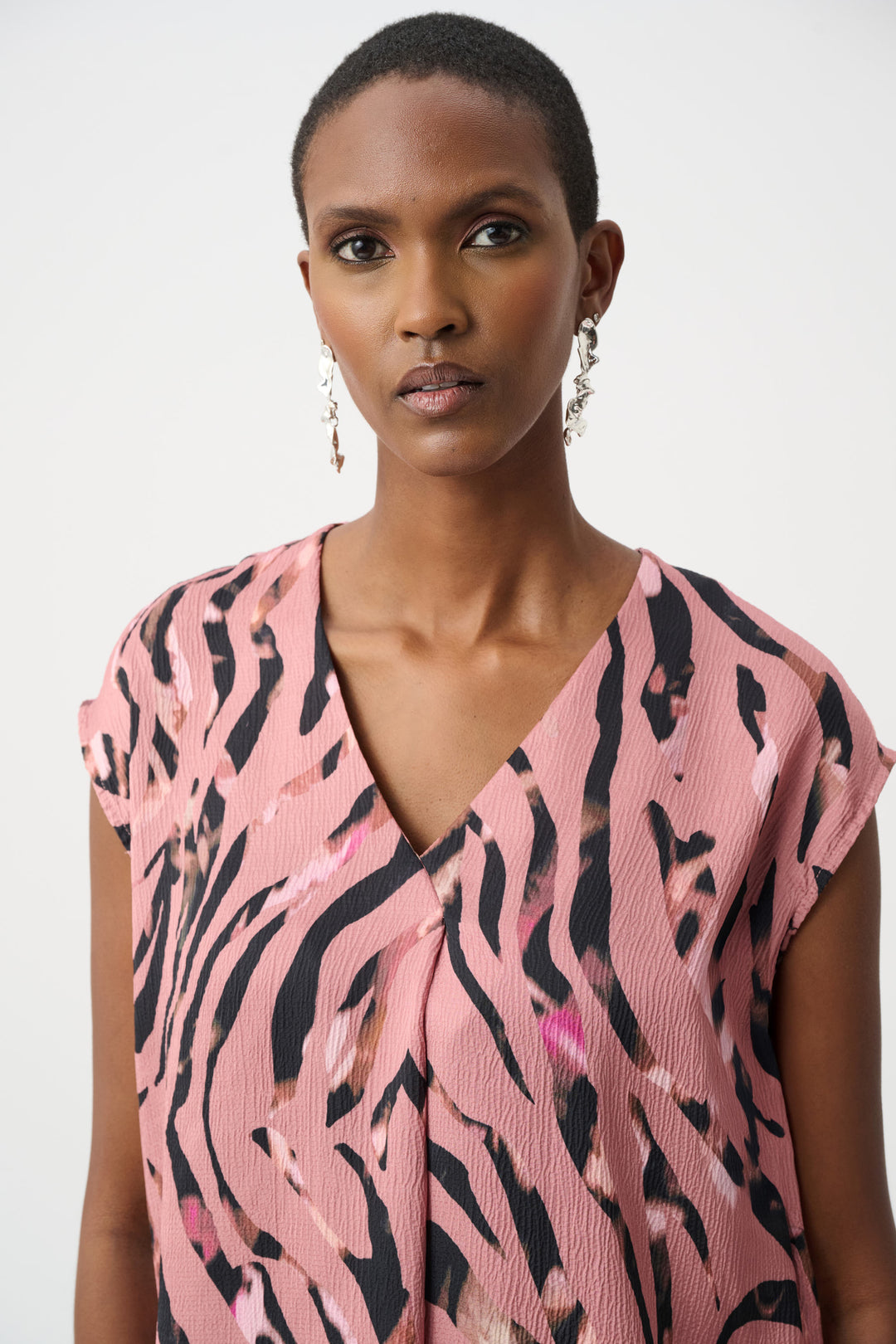 Textured Satin Animal Print Boxy Top Style 263188