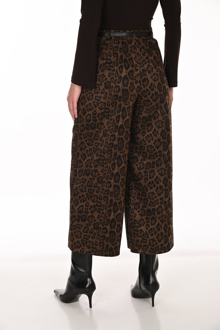 Frank Lyman Pant 263188