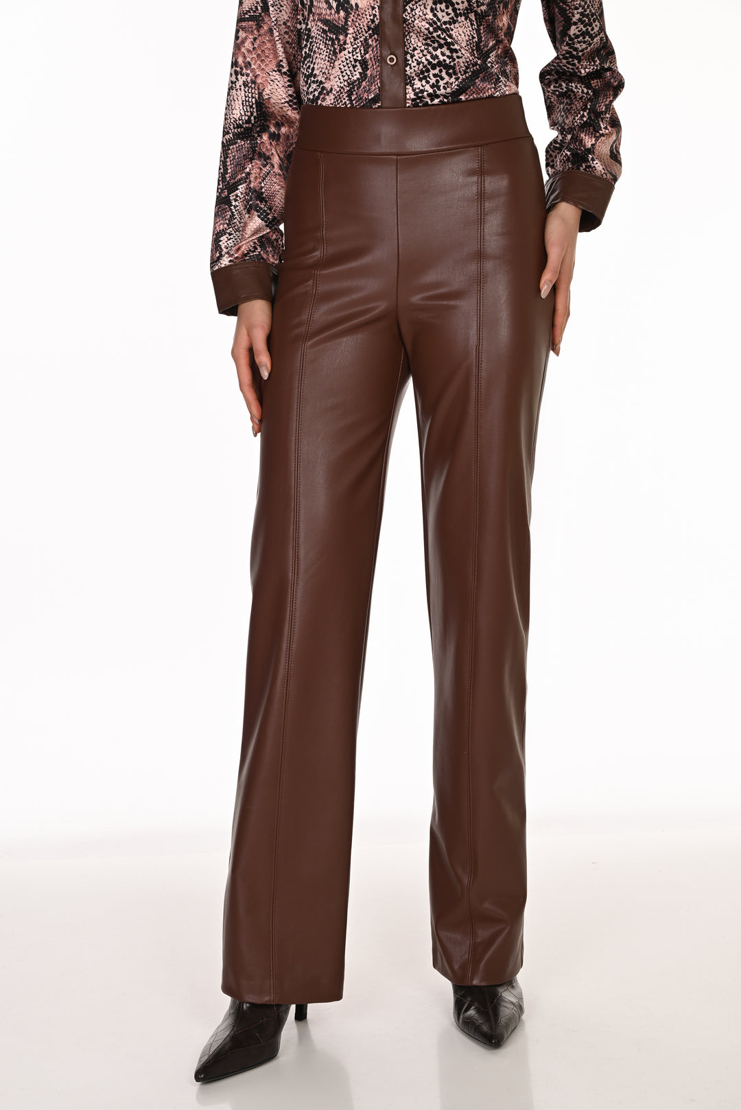 Frank Lyman Polyurethane Pant 263267