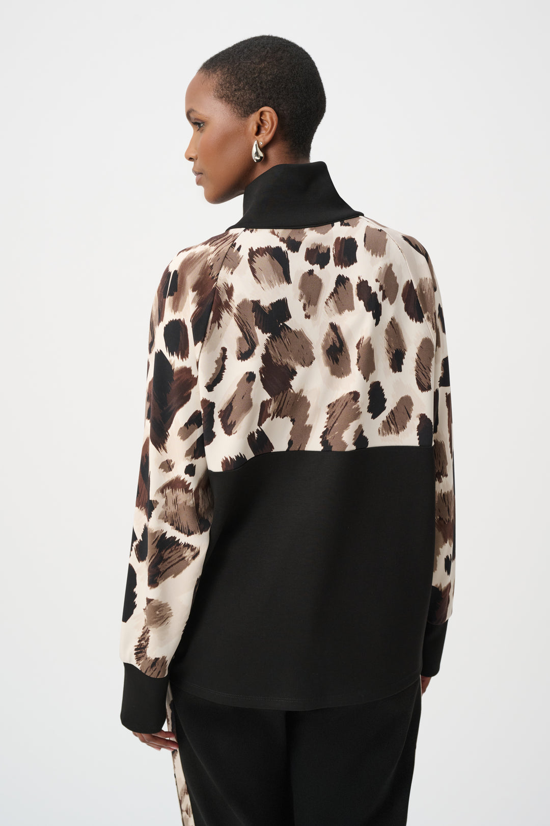 Silky Knit And Scuba Jersey Animal Print Boxy Top Style 263609