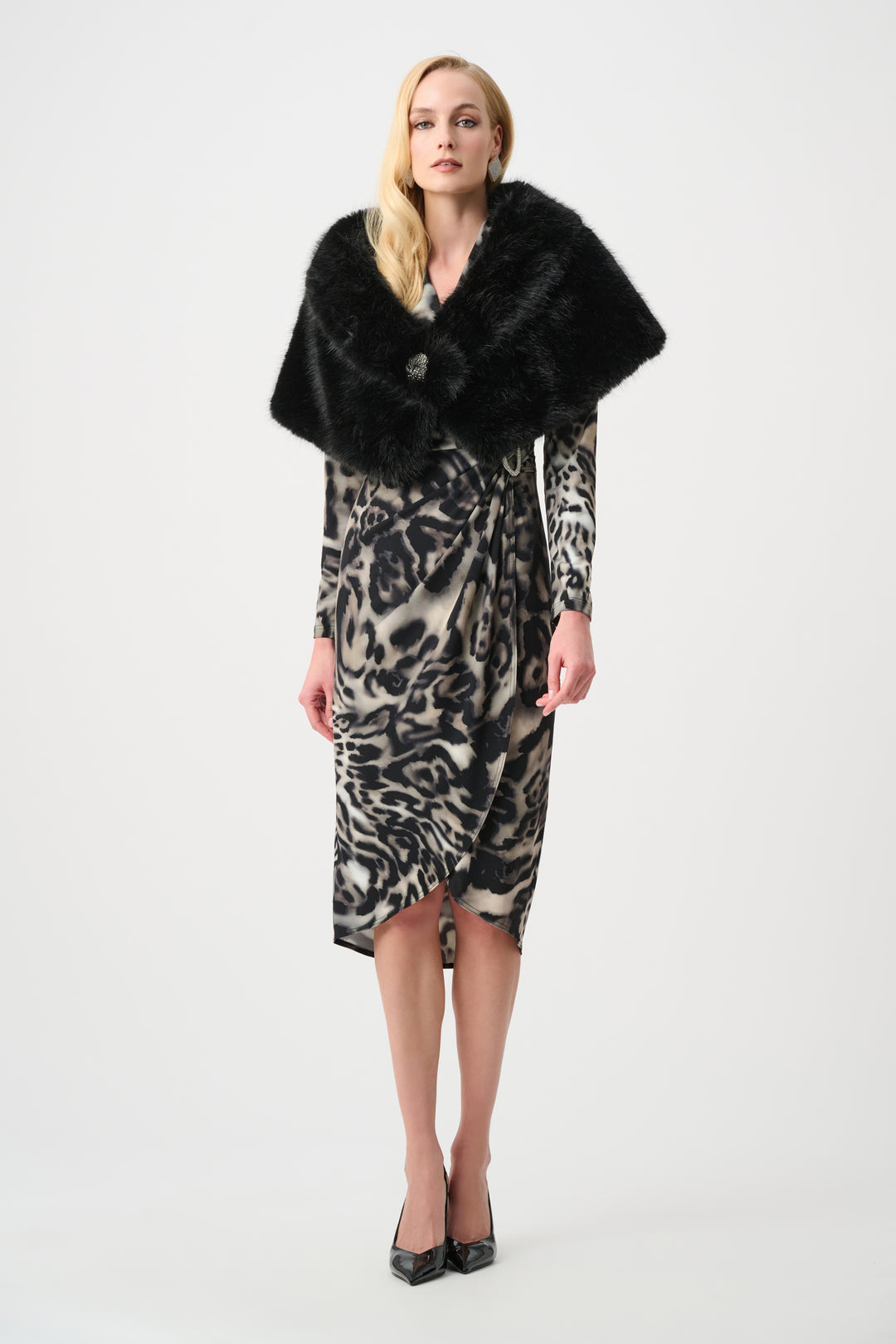 Faux Fur Shawl Collar Stole Style 263740