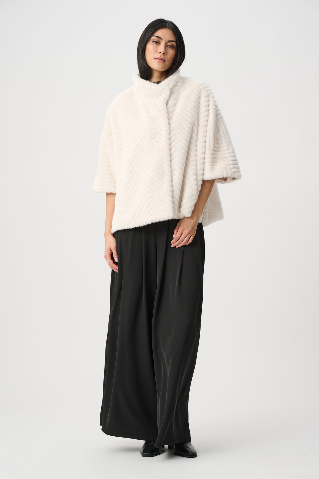 Chevron Faux Fur Cape-Style Jacket Style 263917