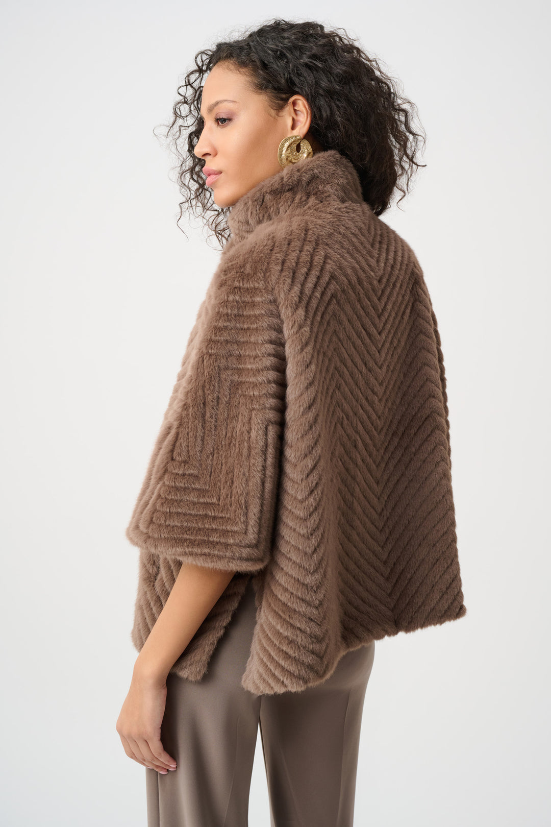 Chevron Faux Fur Cape-Style Jacket Style 263917