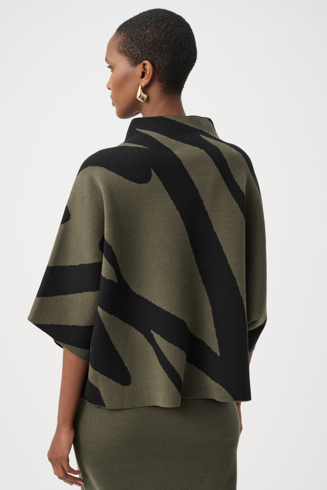Abstract Jacquard Funnel-Neck Boxy Sweater Style 263936