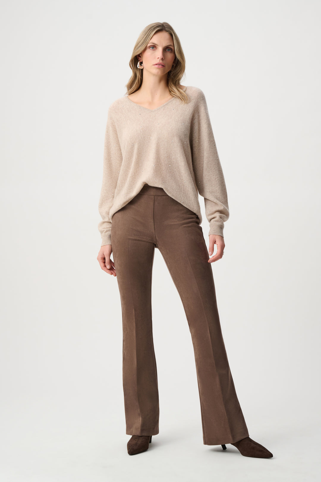 Cashmere Boxy Sweater With Rhinestone Detail 263940