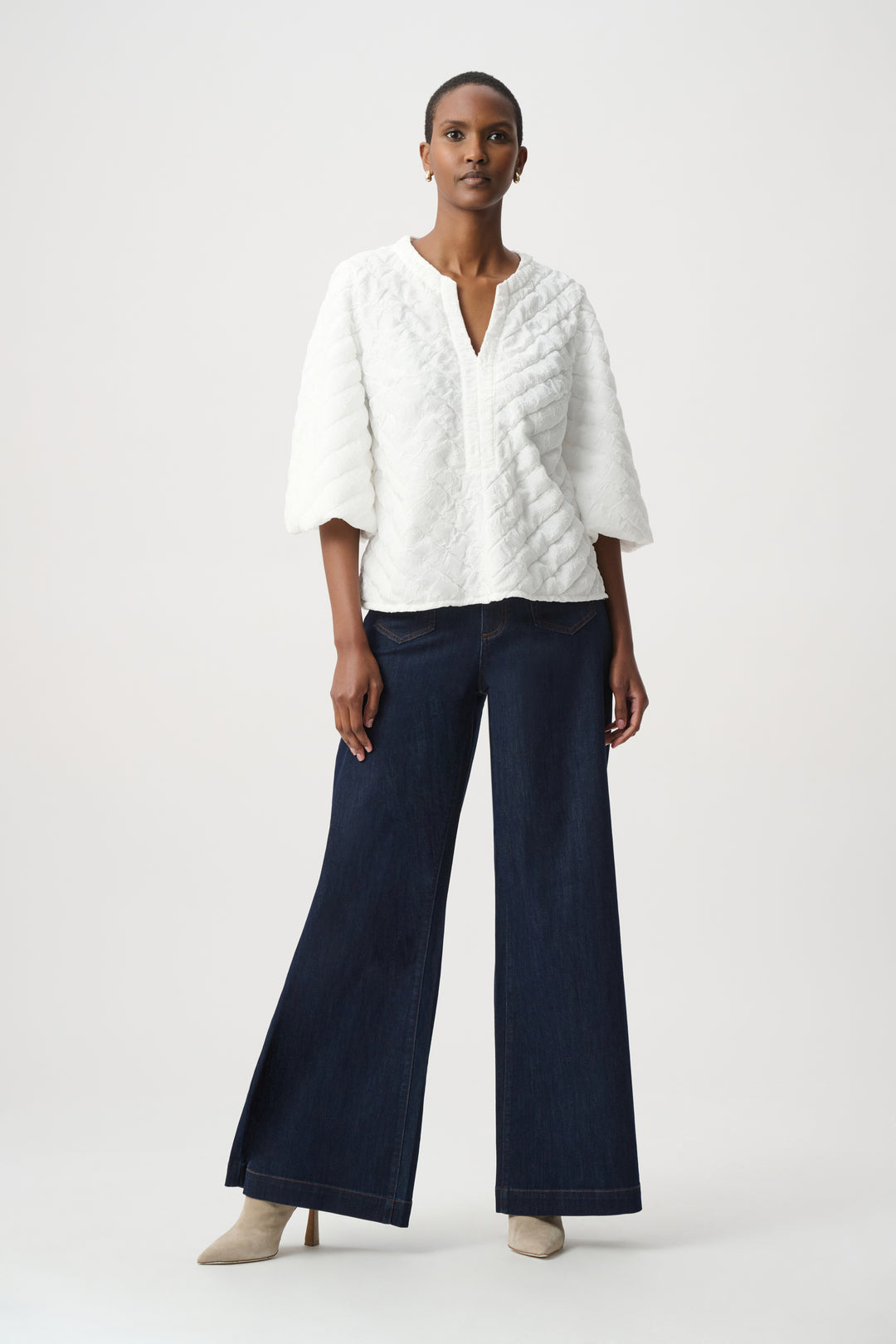 Textured Puff Sleeve V-Neck Top 264020