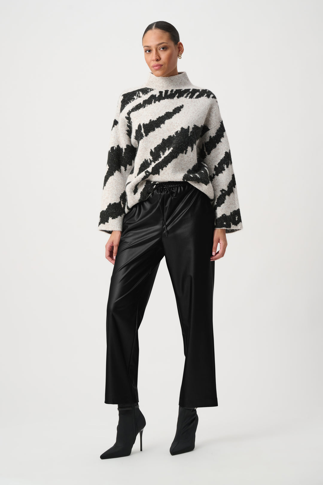 Leatherette Drawstring Pants 264036