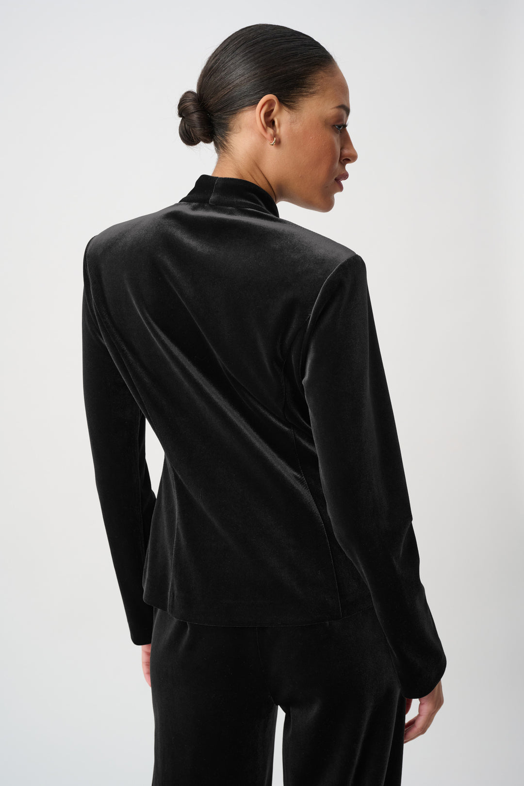 Velvet Fitted Blazer 264154