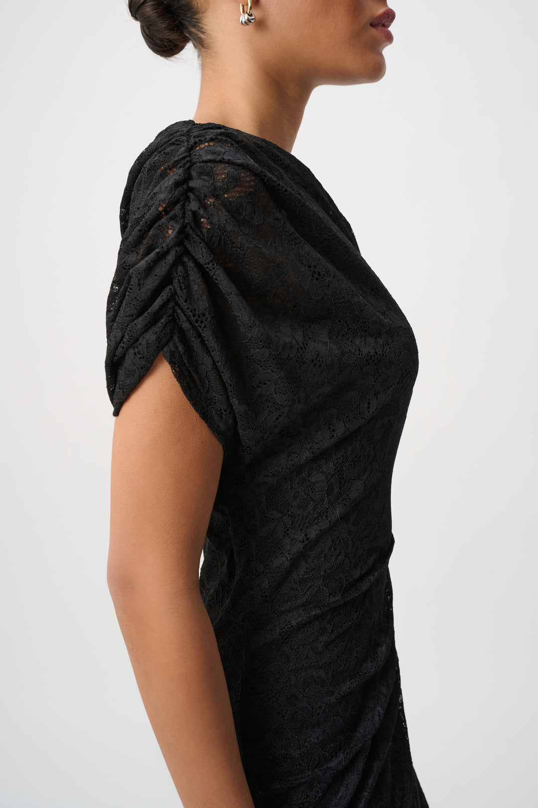 Lace Off-Shoulder Sheath Dress 264200