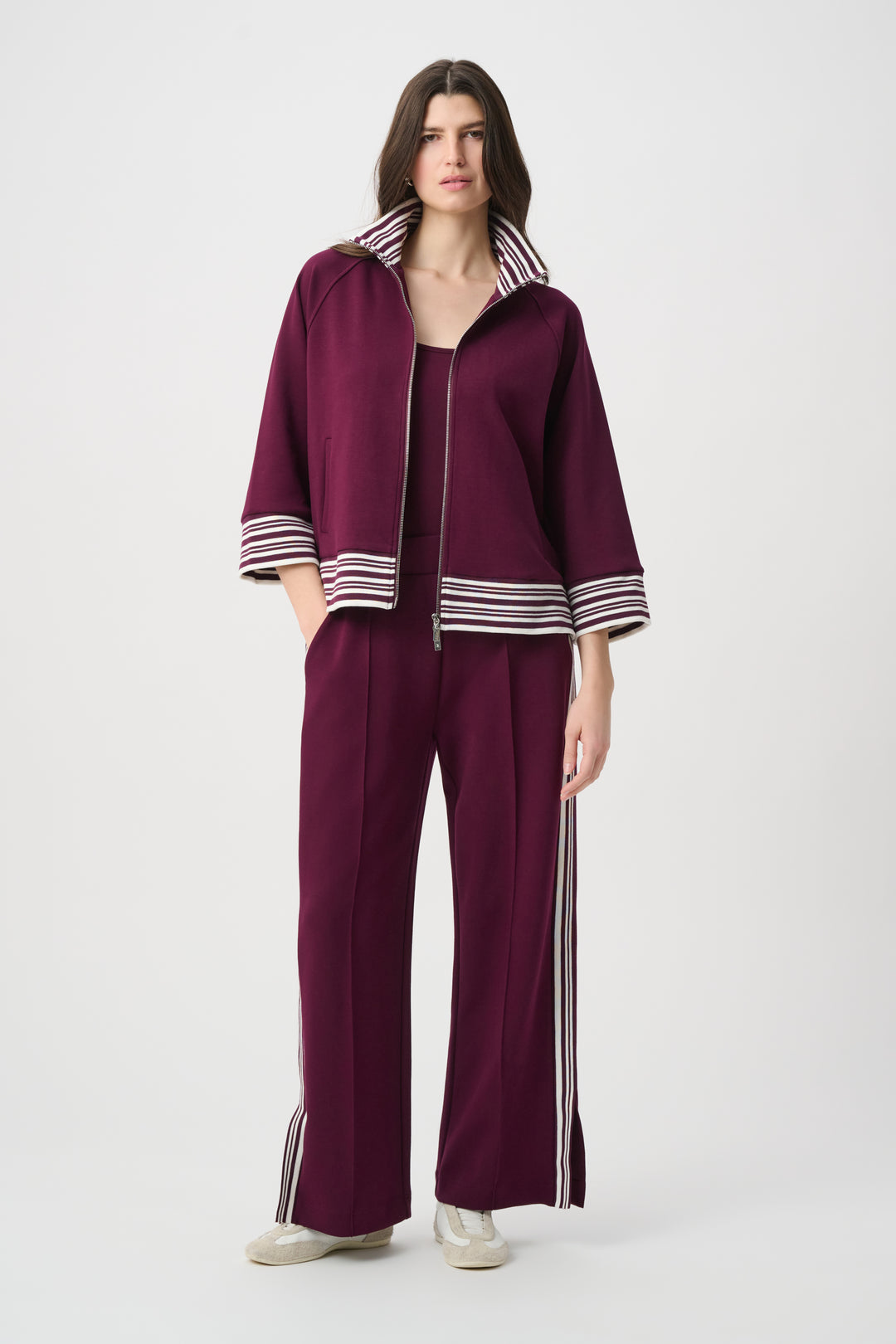Pin-Tuck Wide Leg Jogger 264612