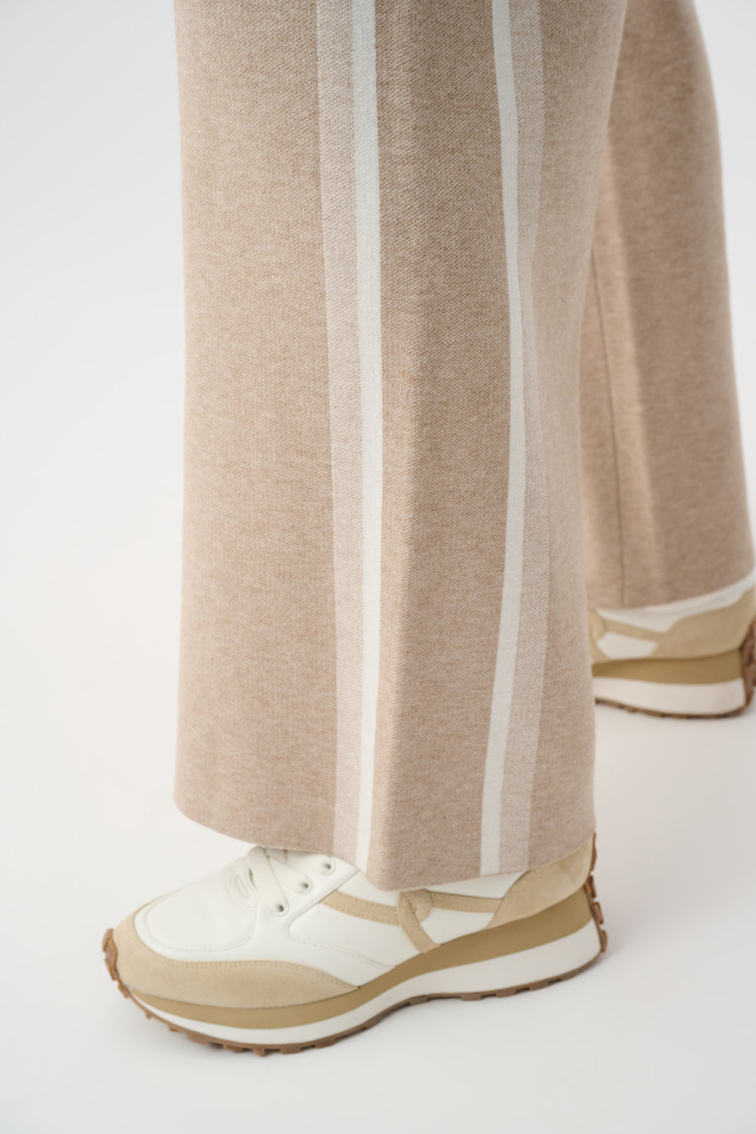 Striped Wide Leg Sweater Pant 264613