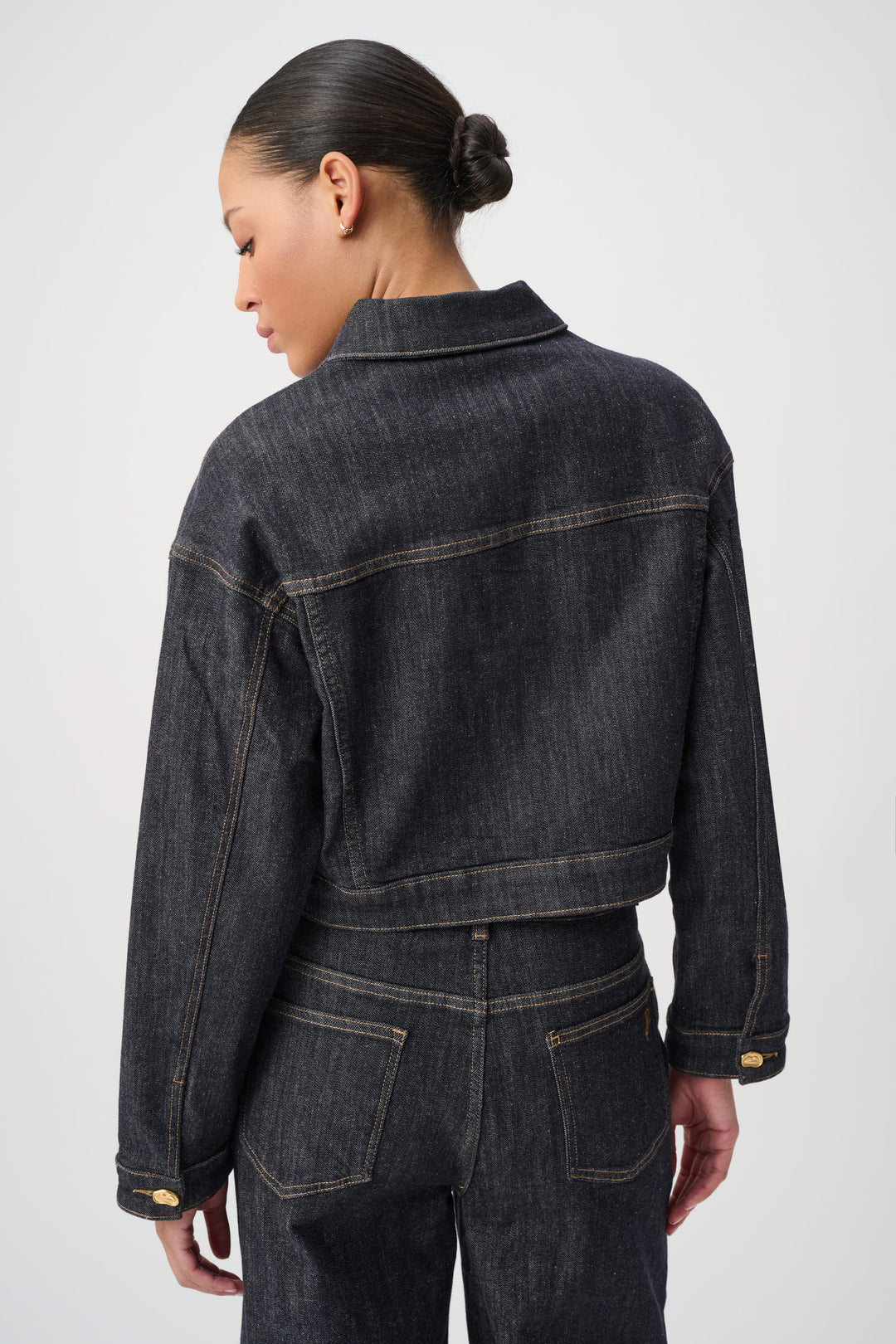 Statement Button Cropped Denim Jacket 264900
