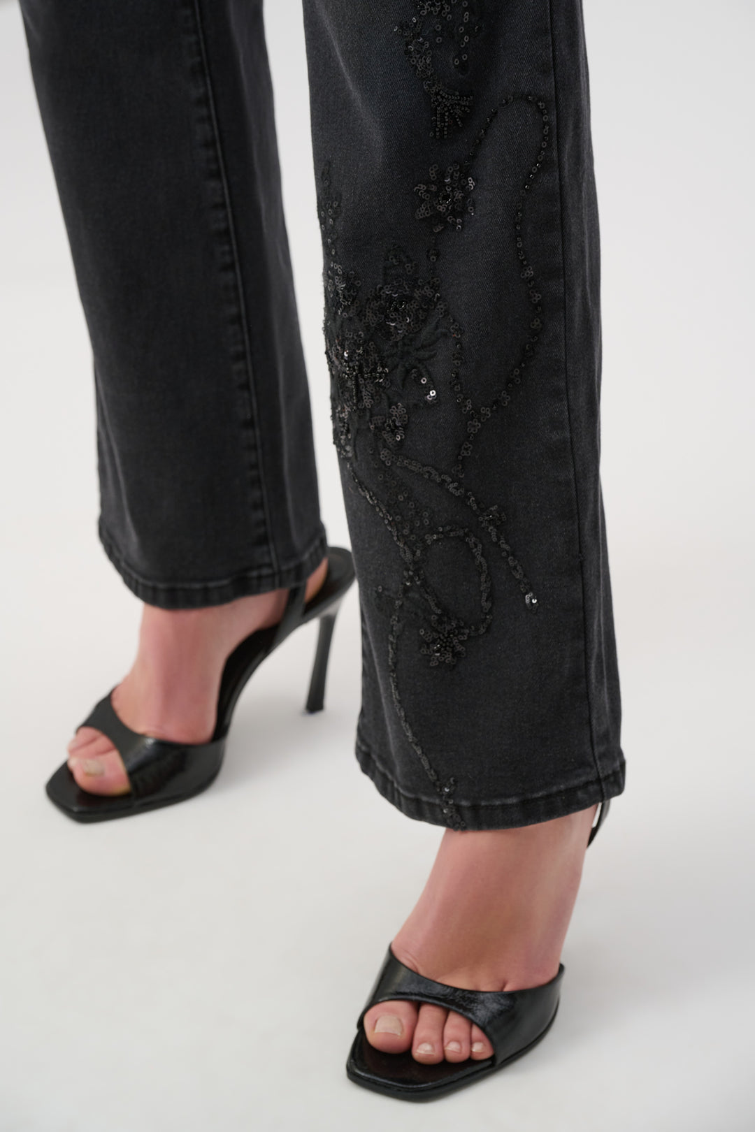 Classic Bootcut Embellished Jeans 264926