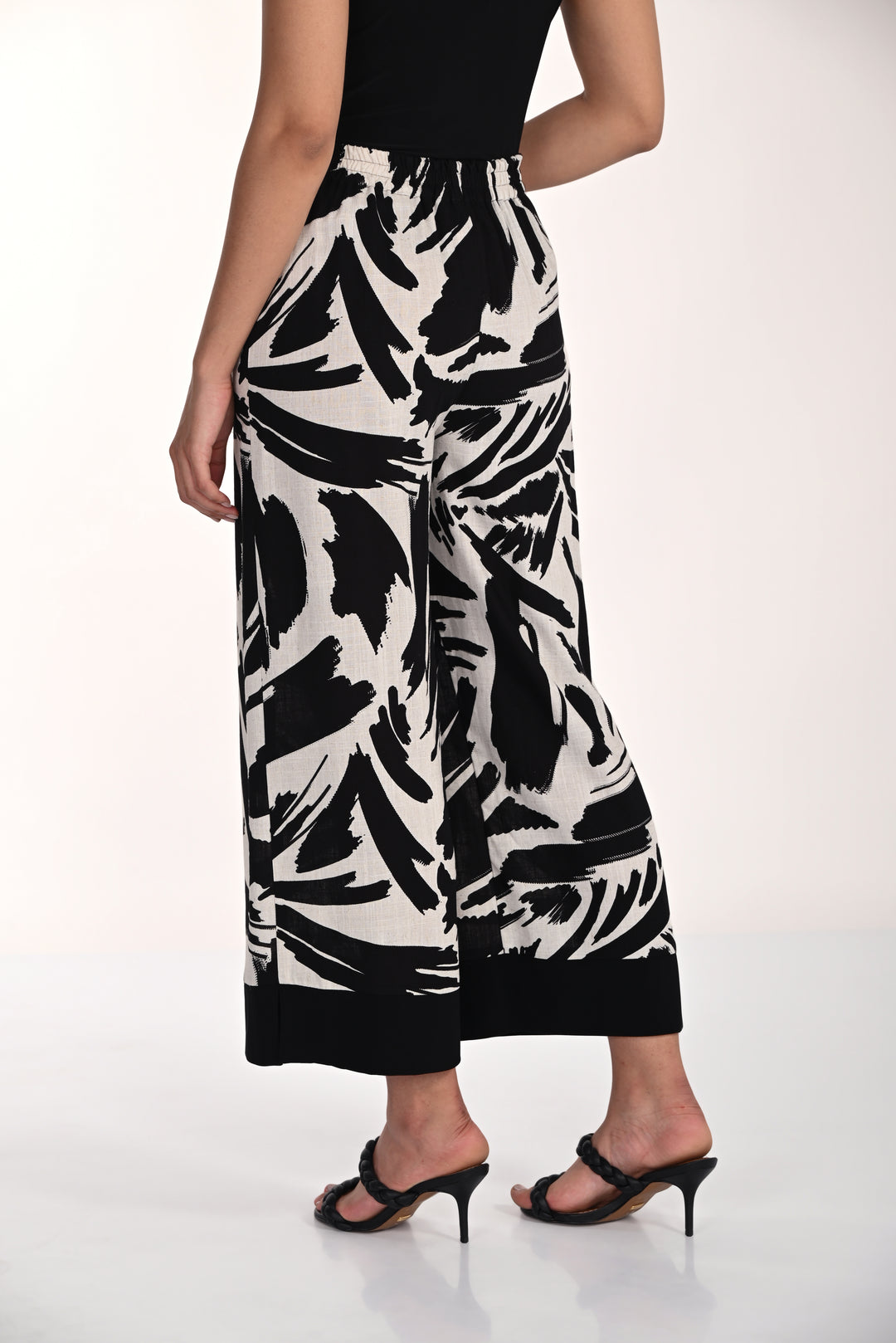 Frank Lyman Pant 266310