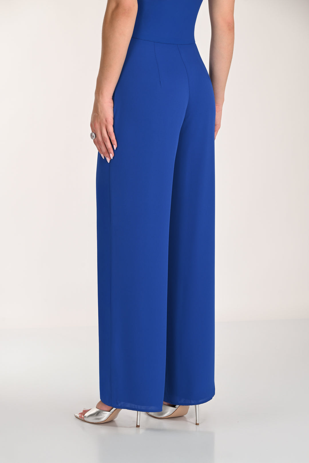 Frank Lyman Pant 268104