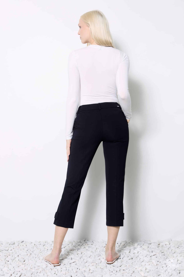 UP! Solid Compression Cropped Pant 68505